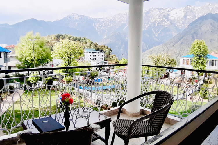 Himgiri Resorts & Spa